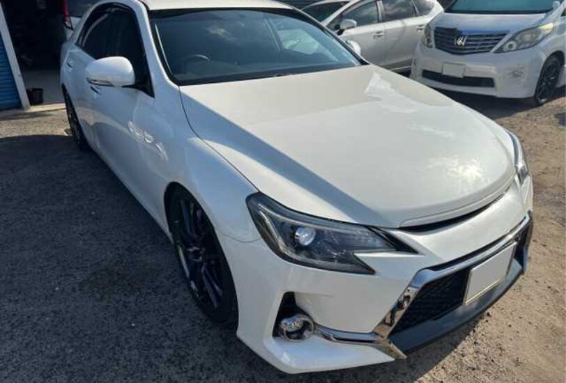 Toyota Mark X 2019
