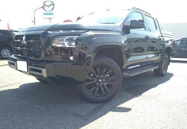 2024 Mitsubishi Triton 4WD