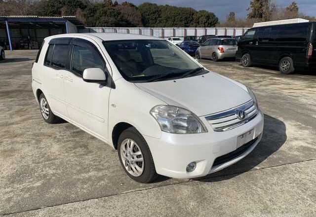 2008 Toyota Raum for Sale
