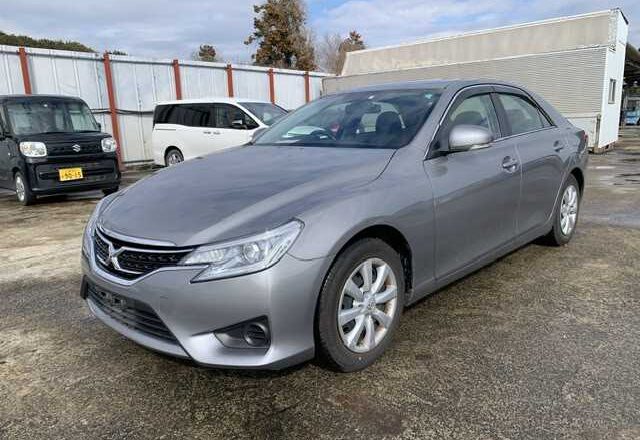 Used 2014 Toyota Mark X Sedan for Sale